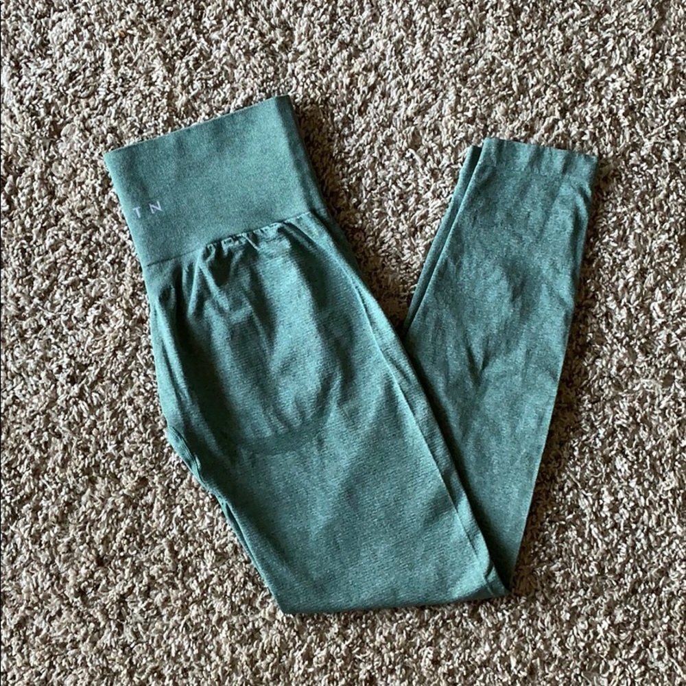 NVGTN leggings